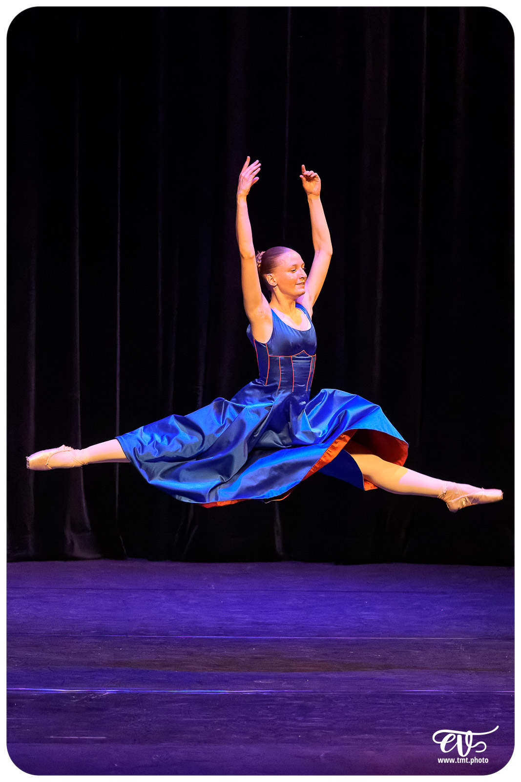 ECOLE DE DANSE CÉCILE ADAMOW